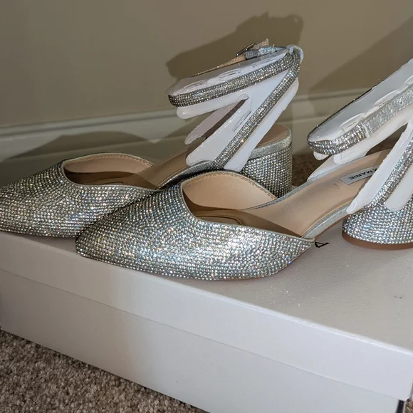 Alex Marie Brinley Rhinestone Round Heel Pumps, Size 5.5, Color Silver - Picture 7 of 13